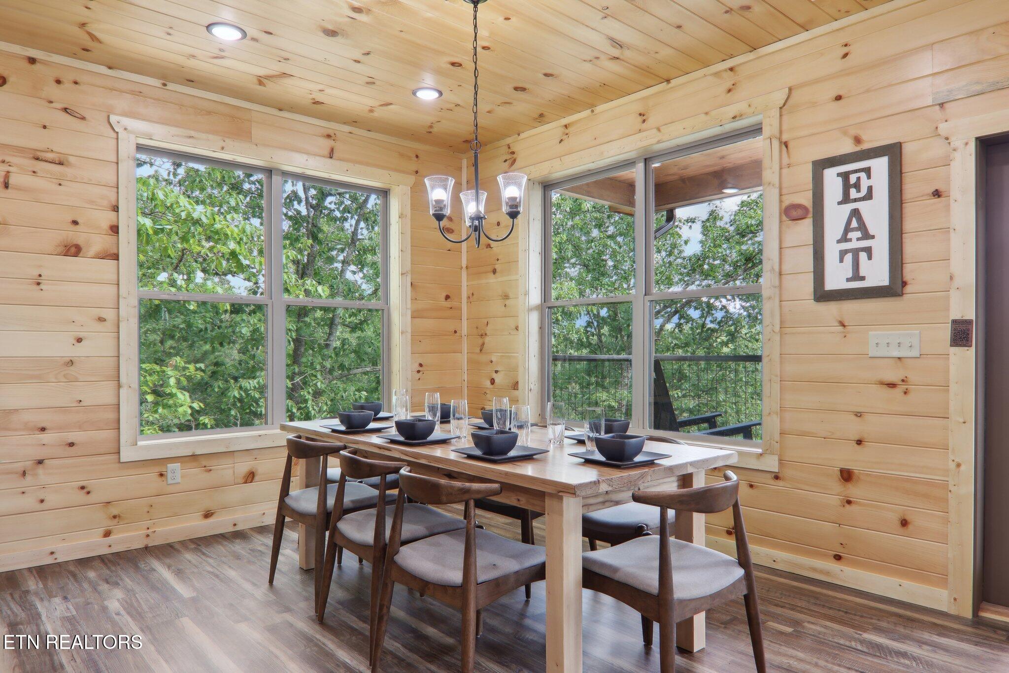 2616 Dogwood Loop Drive