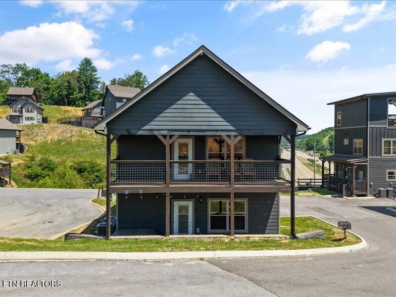 1654 Veterans Blvd 1