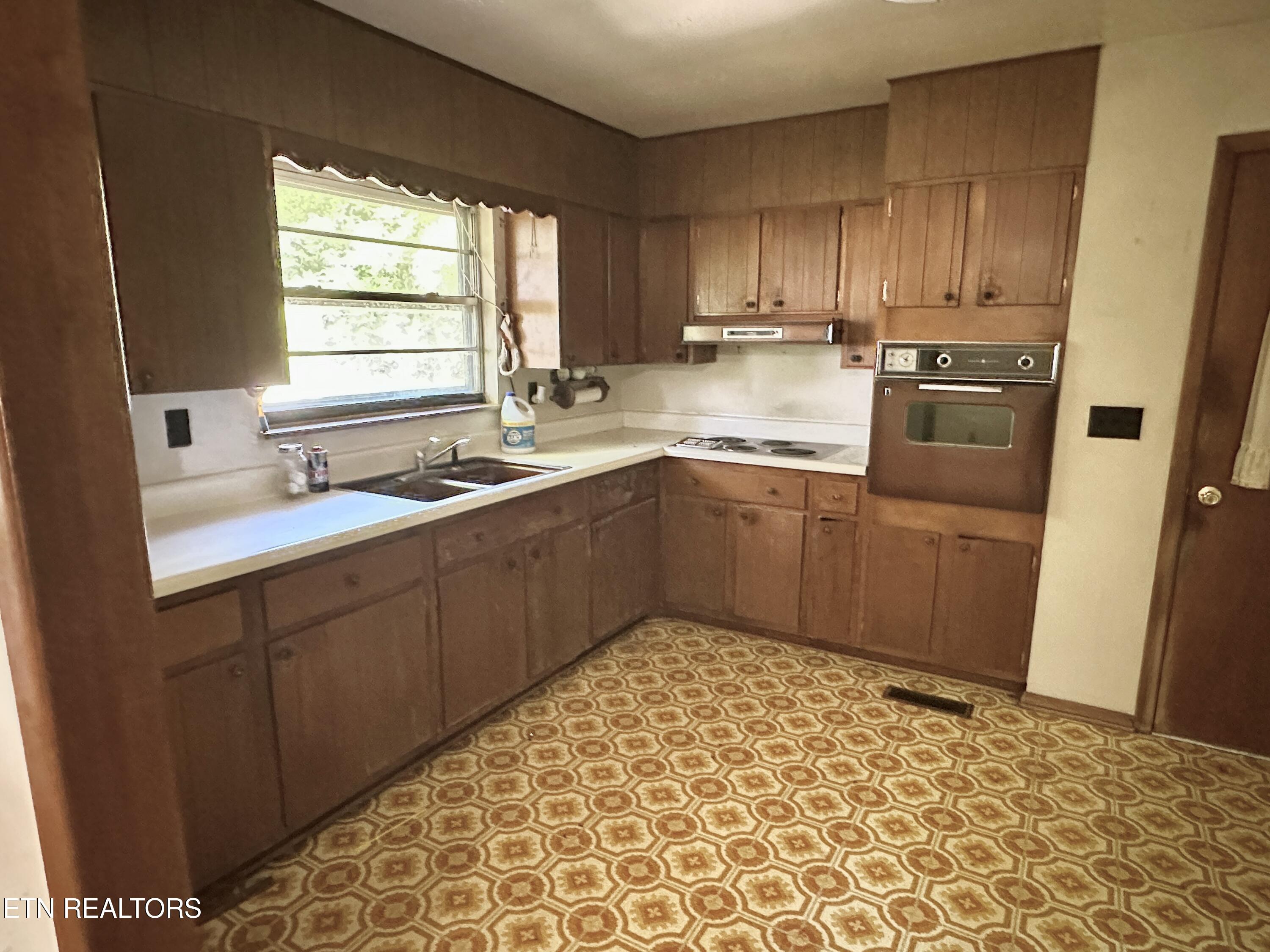 6809 Ottinger Drive