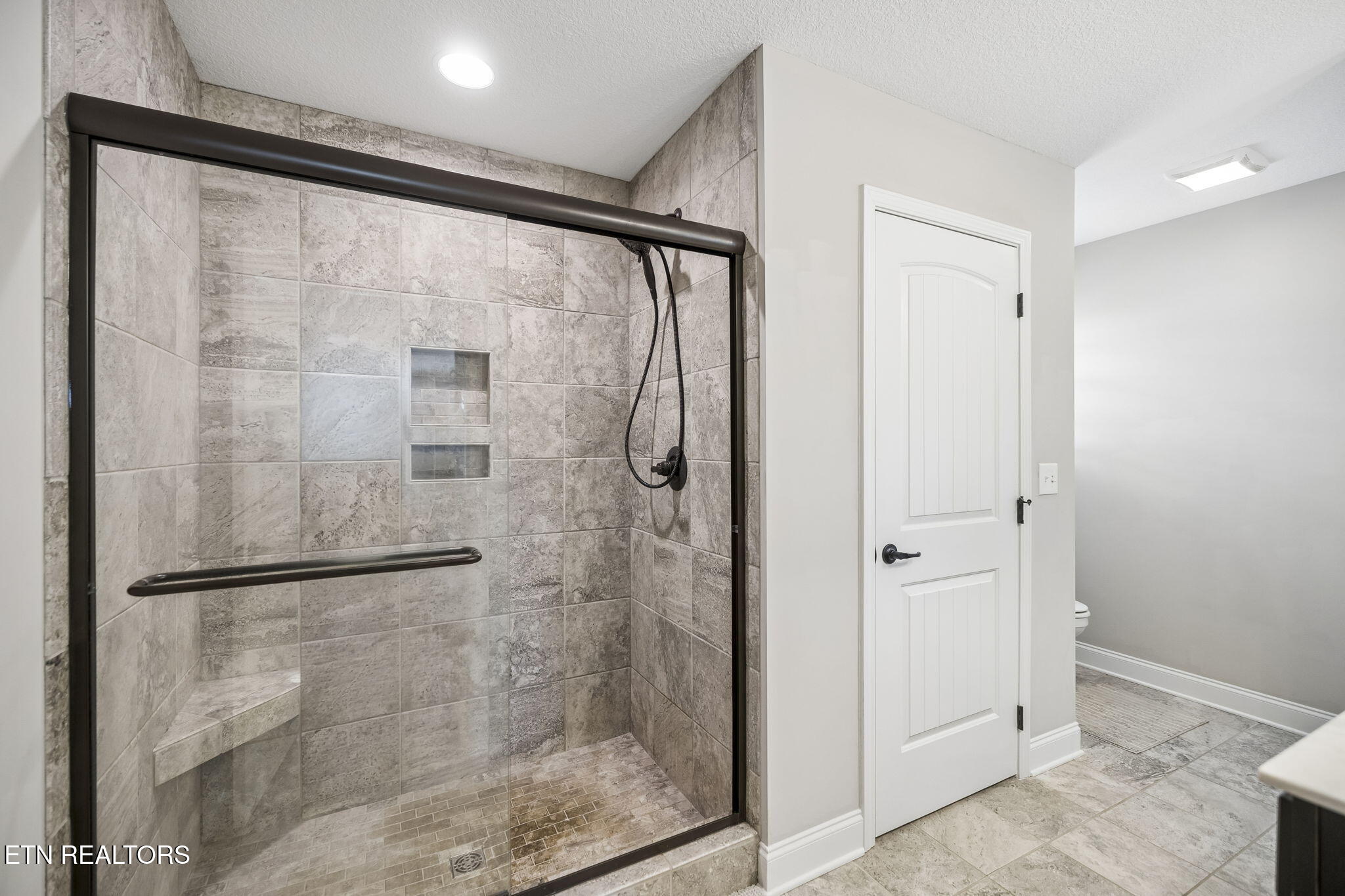 3106 Starling Drive