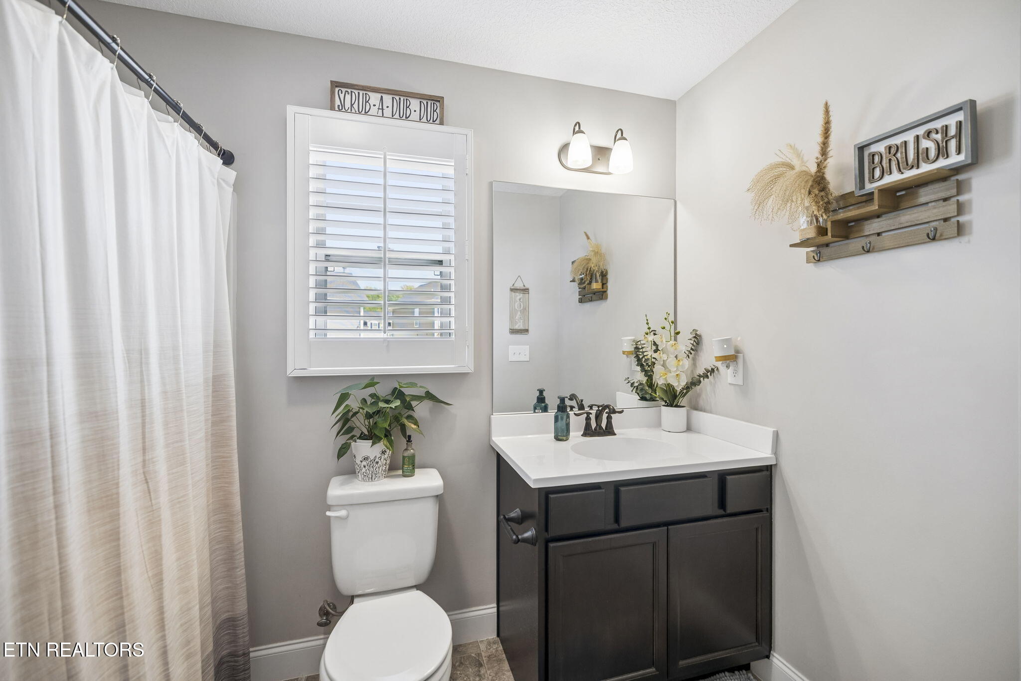 3106 Starling Drive