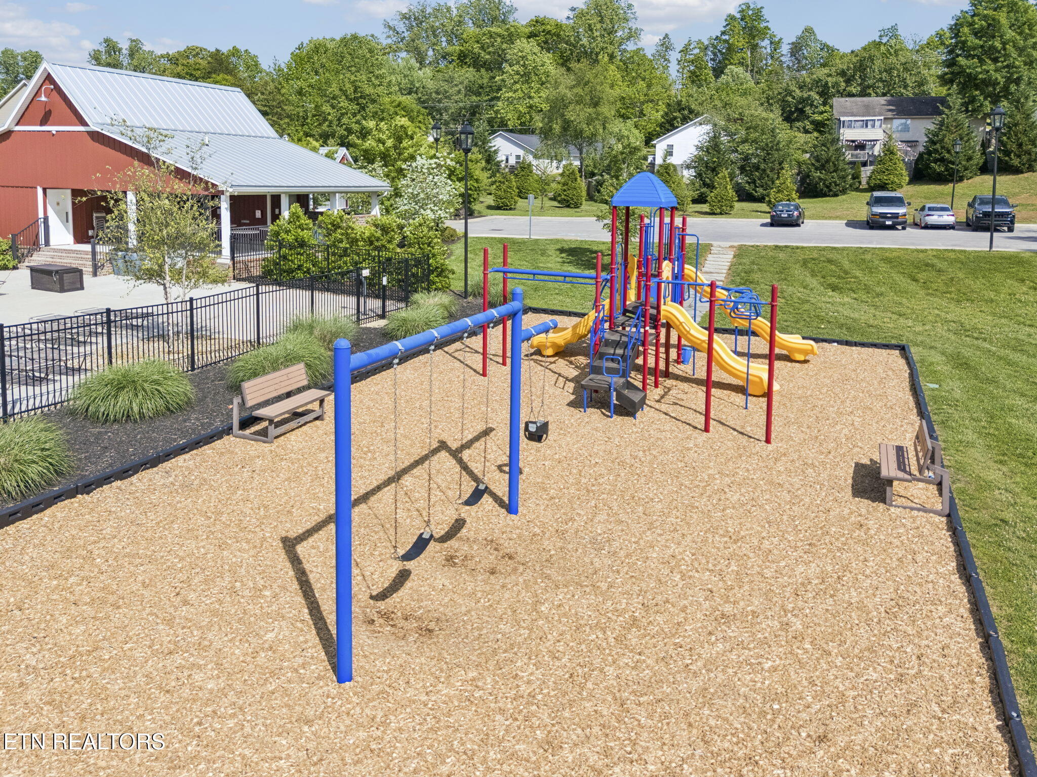 3106 Starling Drive