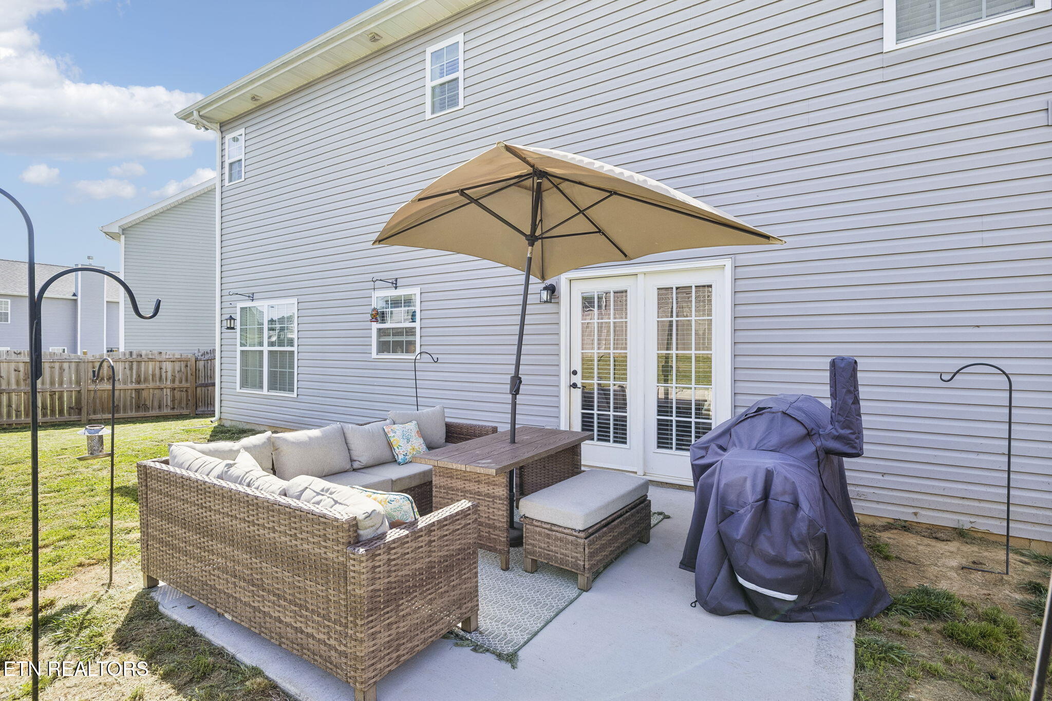 3106 Starling Drive