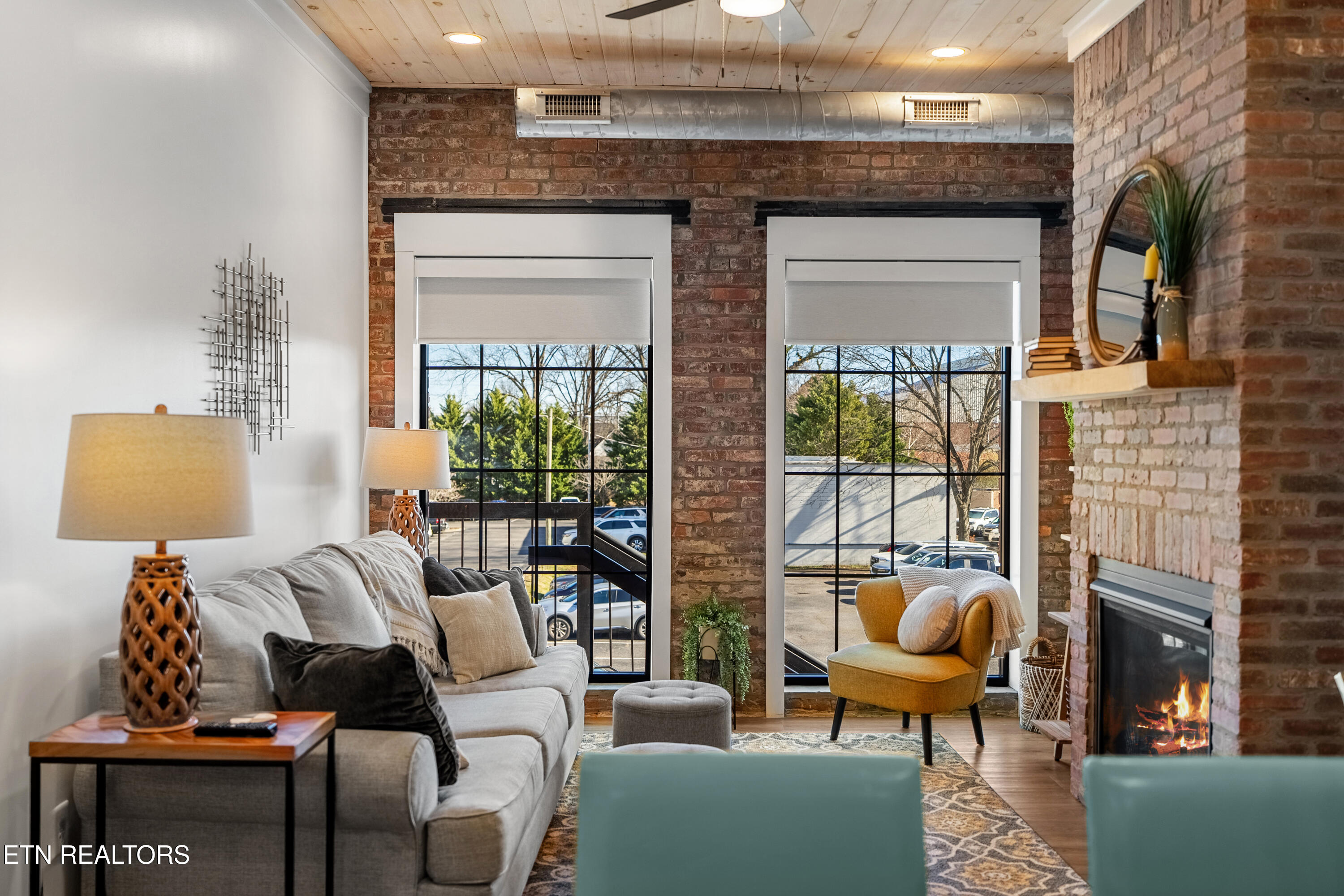 118 Court Ave 4