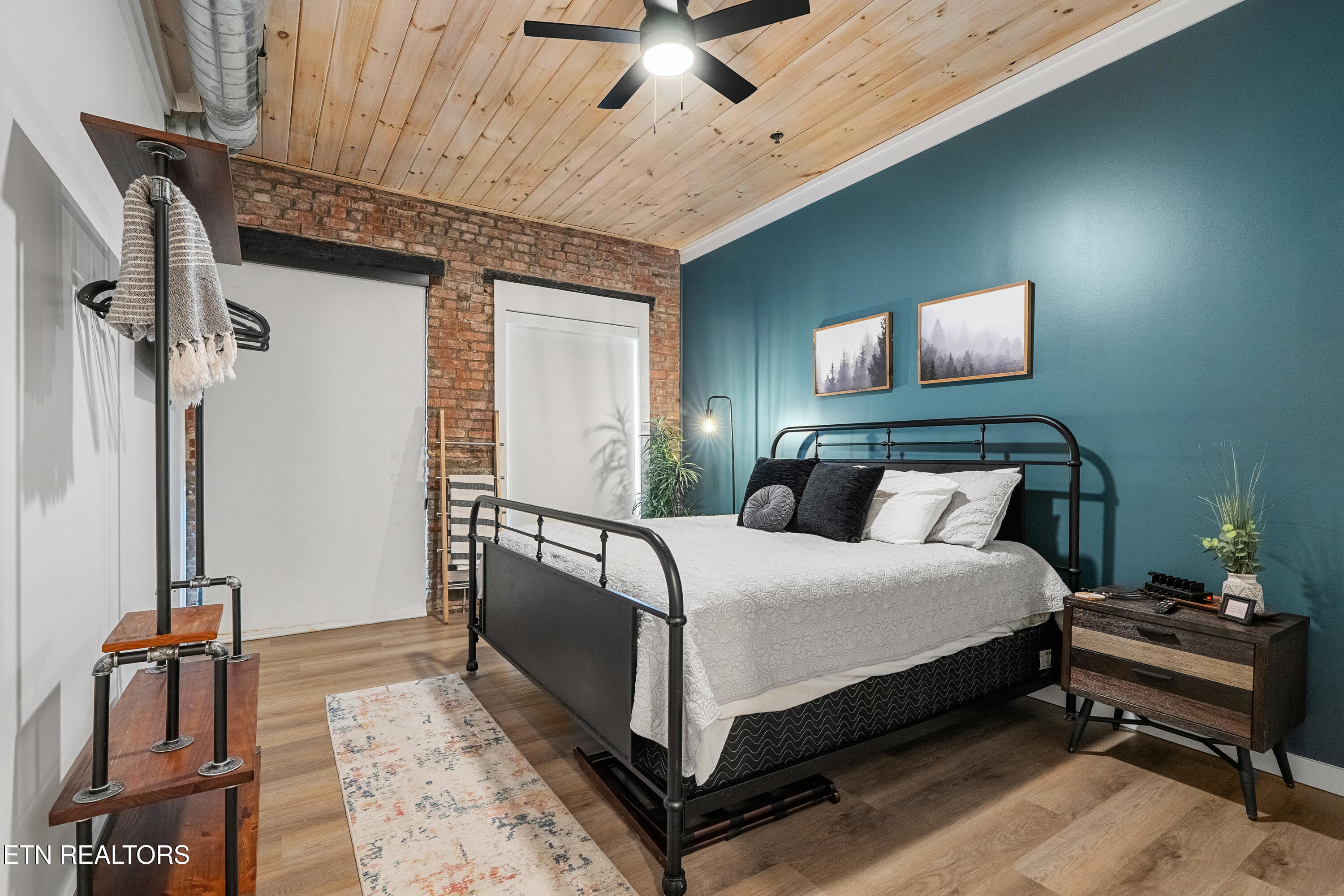 118 Court Ave 4