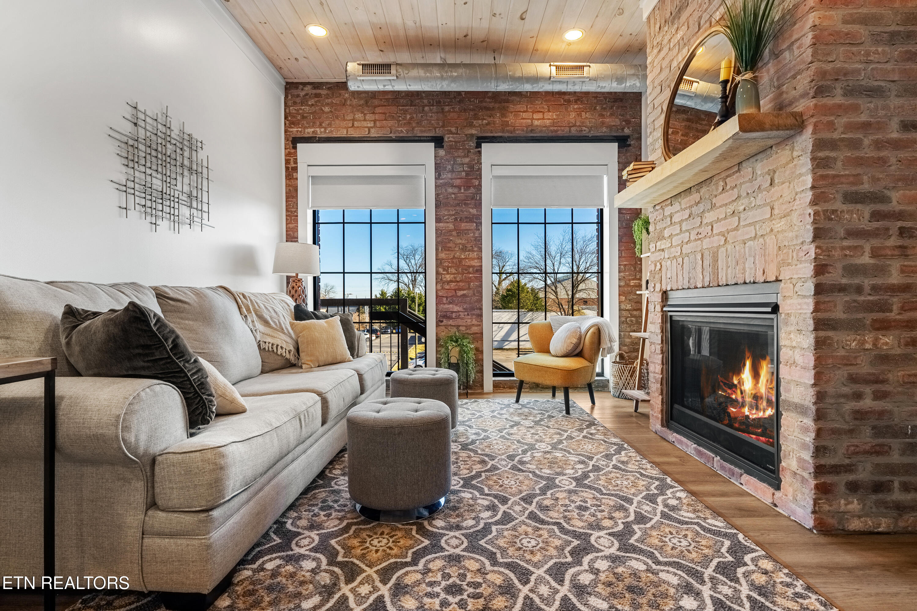 118 Court Ave 4