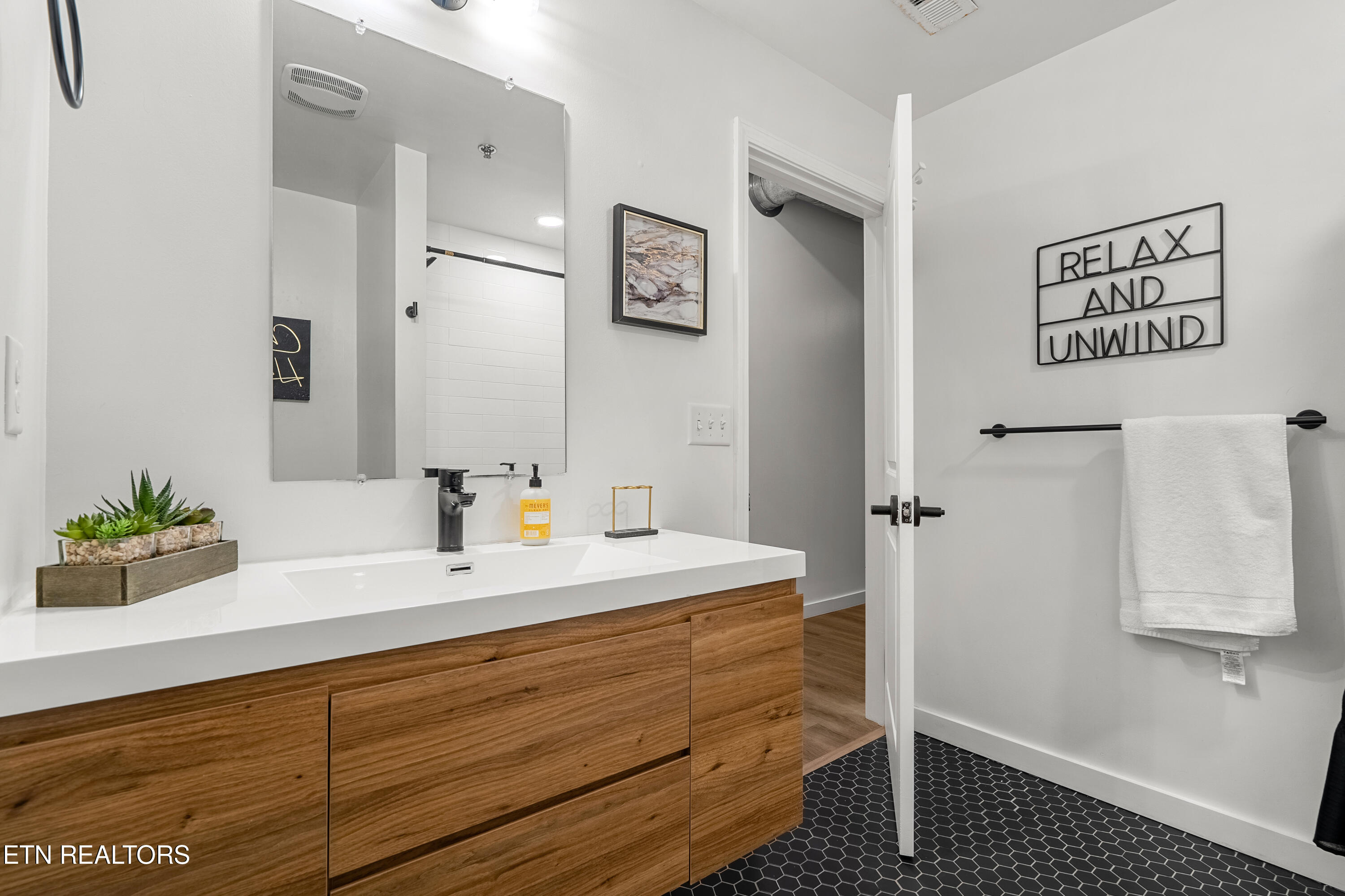 118 Court Ave 4