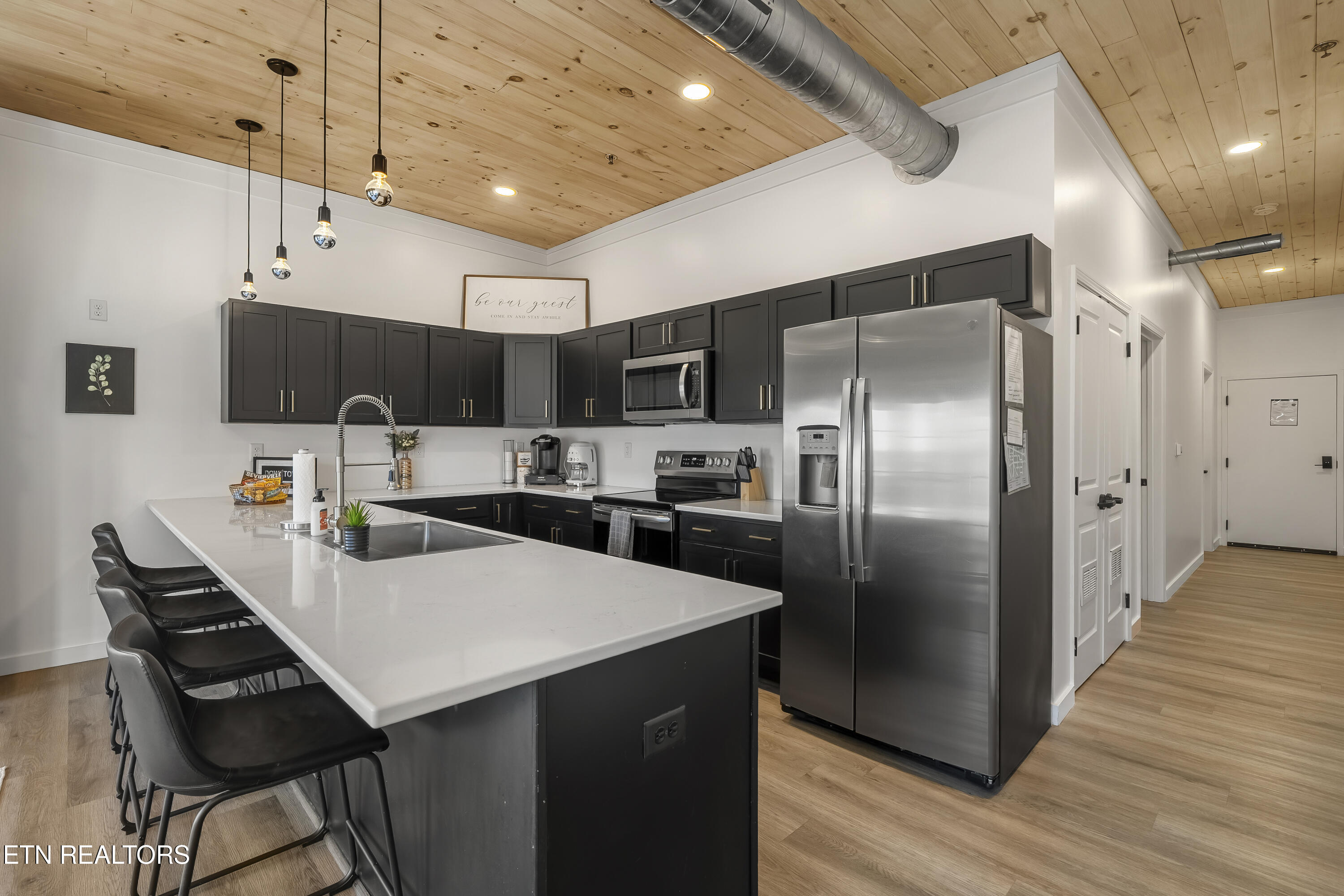 118 Court Ave 6