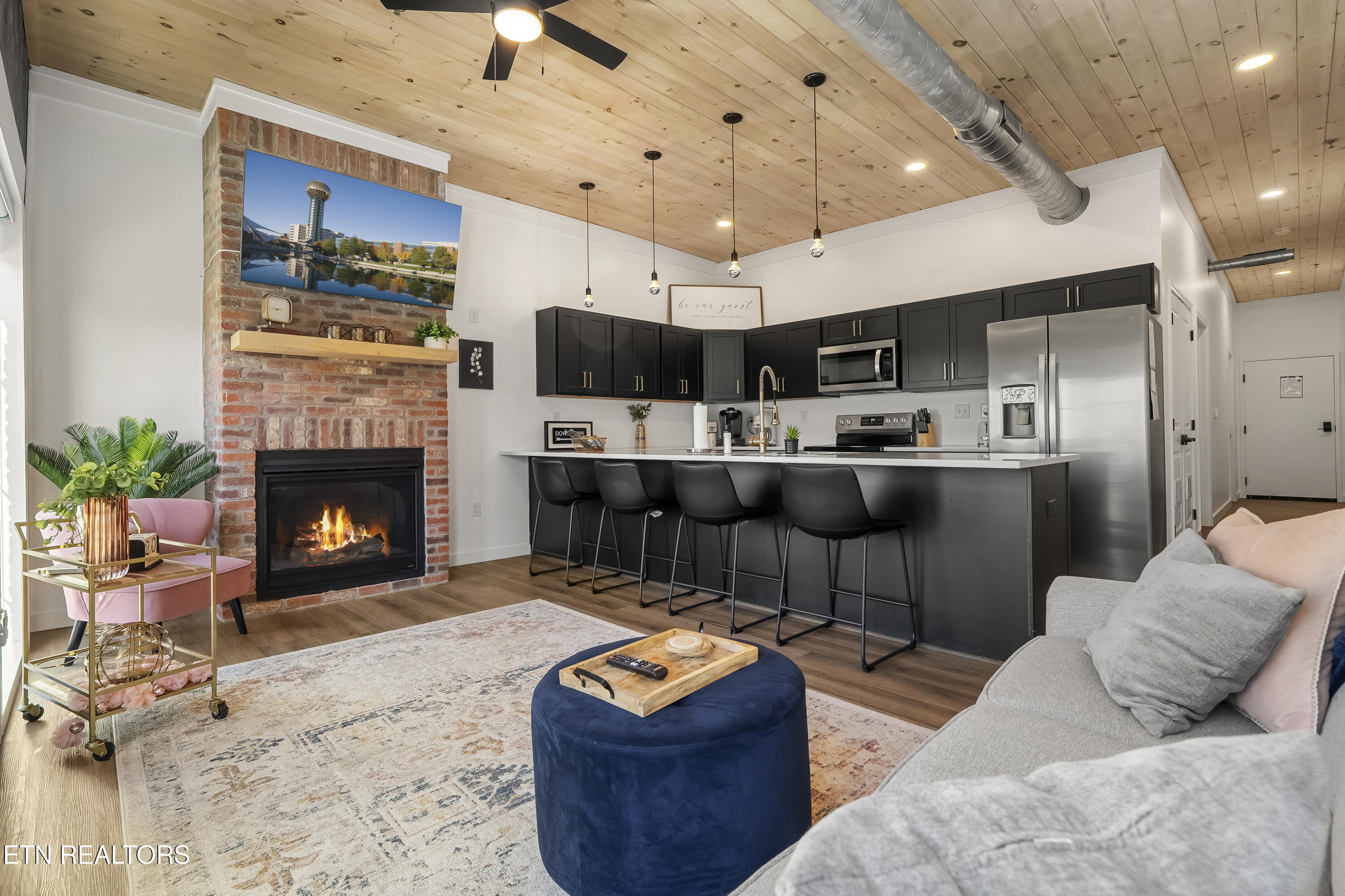 118 Court Ave 6