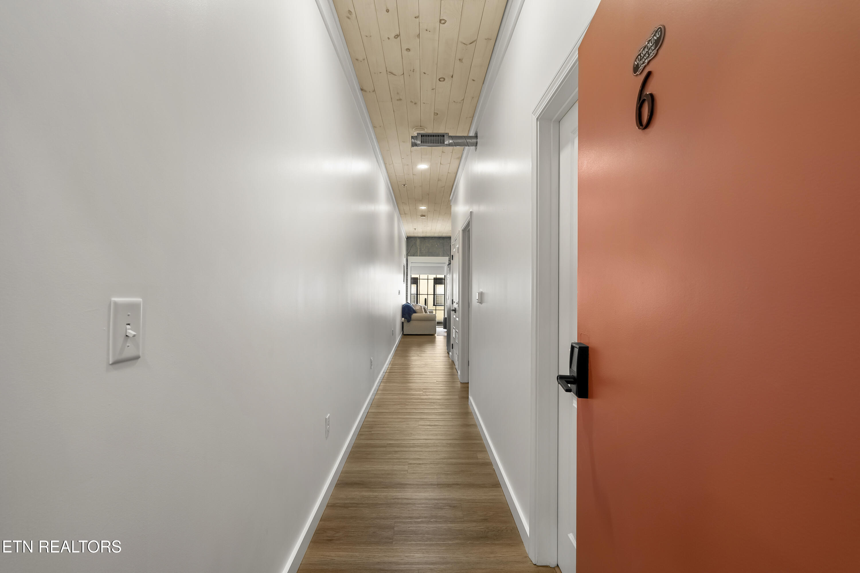 118 Court Ave 6