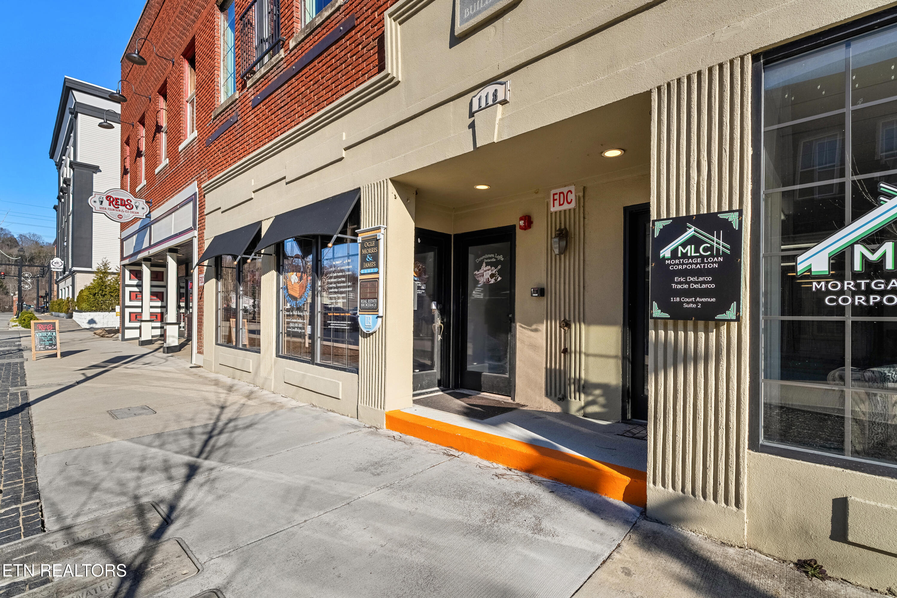 118 Court Ave 6