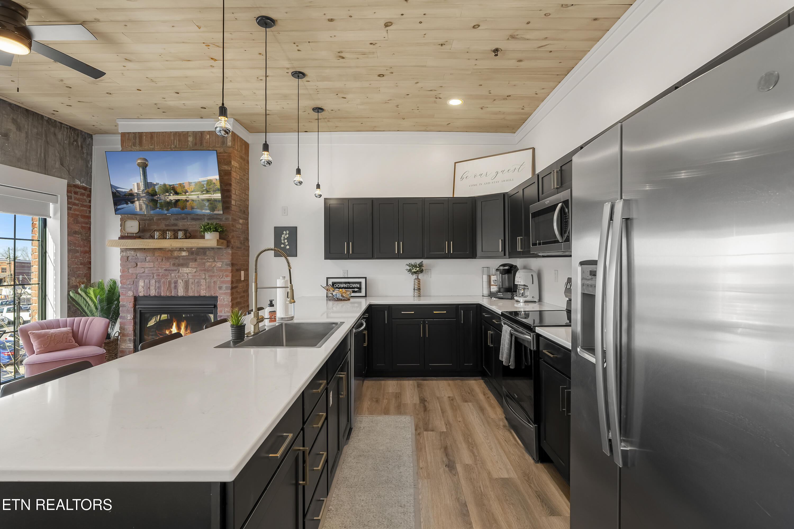 118 Court Ave 6