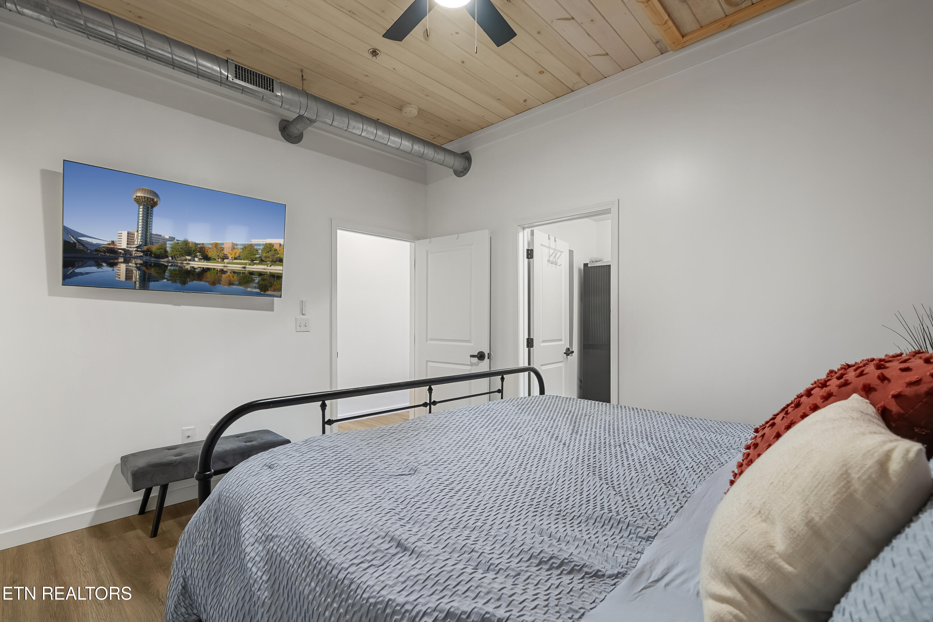 118 Court Ave 6