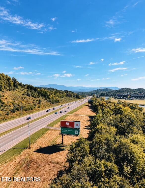Winfield Dunn Pkwy
