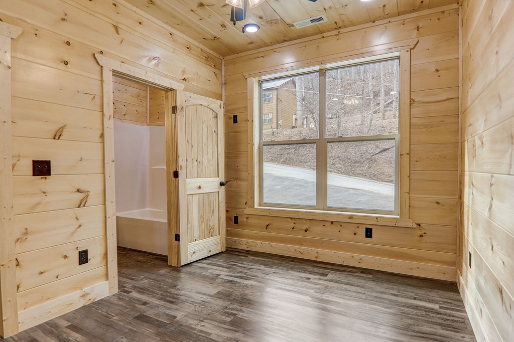 1837 Bluff Ridge Road Road