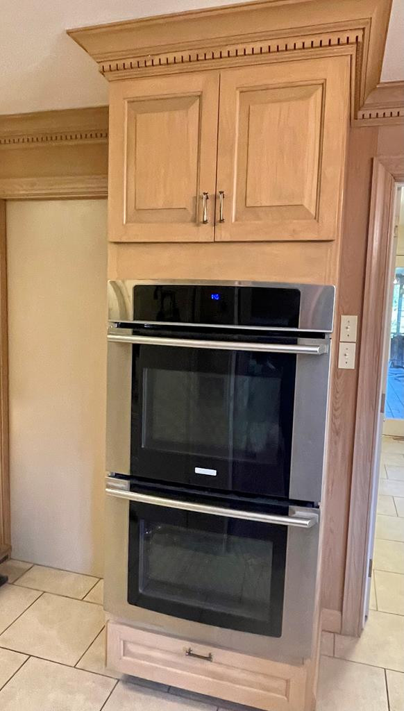 4814 Laurelwood Road Road