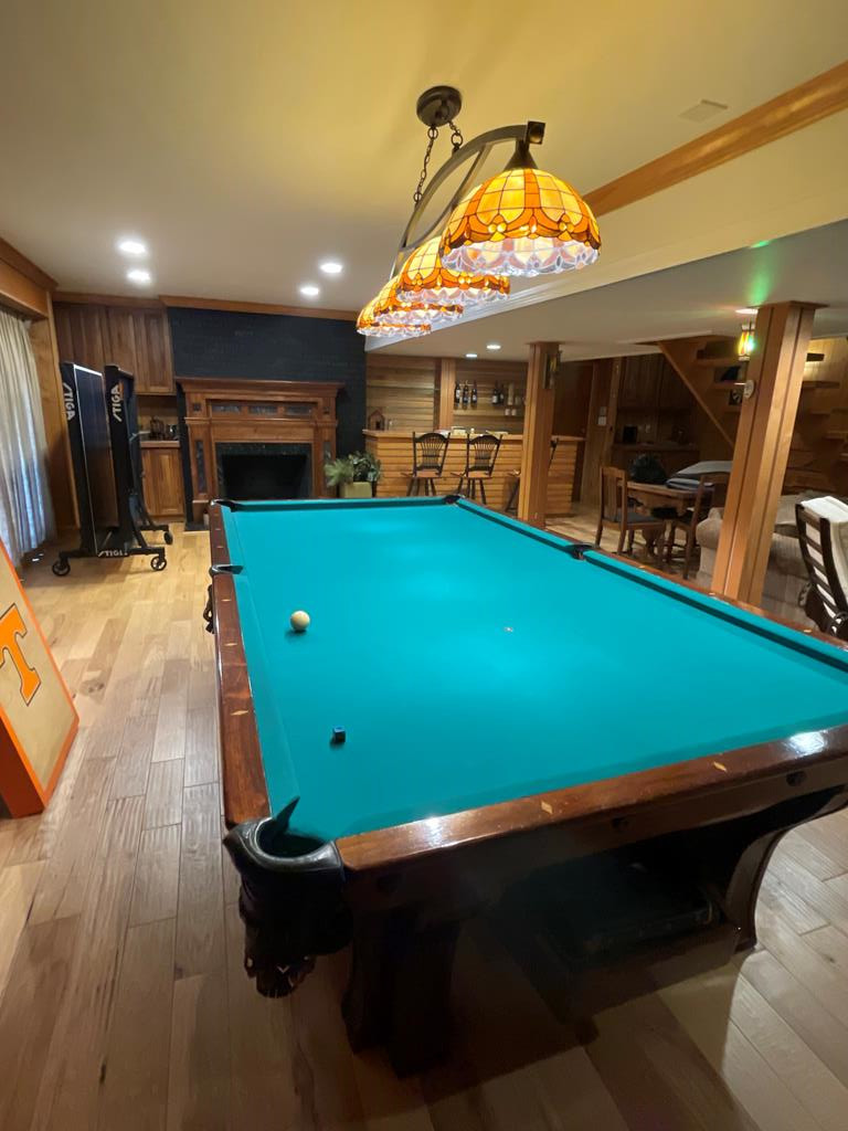 4814 Laurelwood Road Road