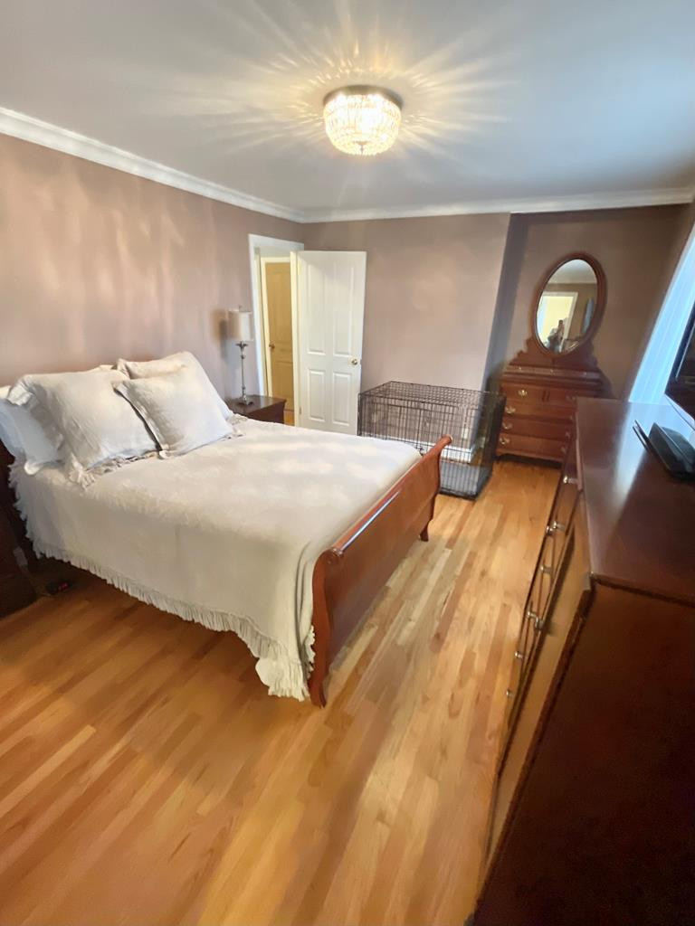 4814 Laurelwood Road Road