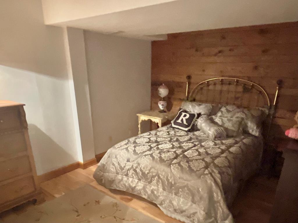 4814 Laurelwood Road Road