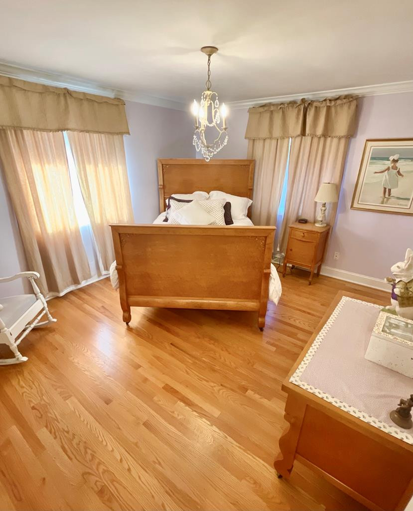 4814 Laurelwood Road Road