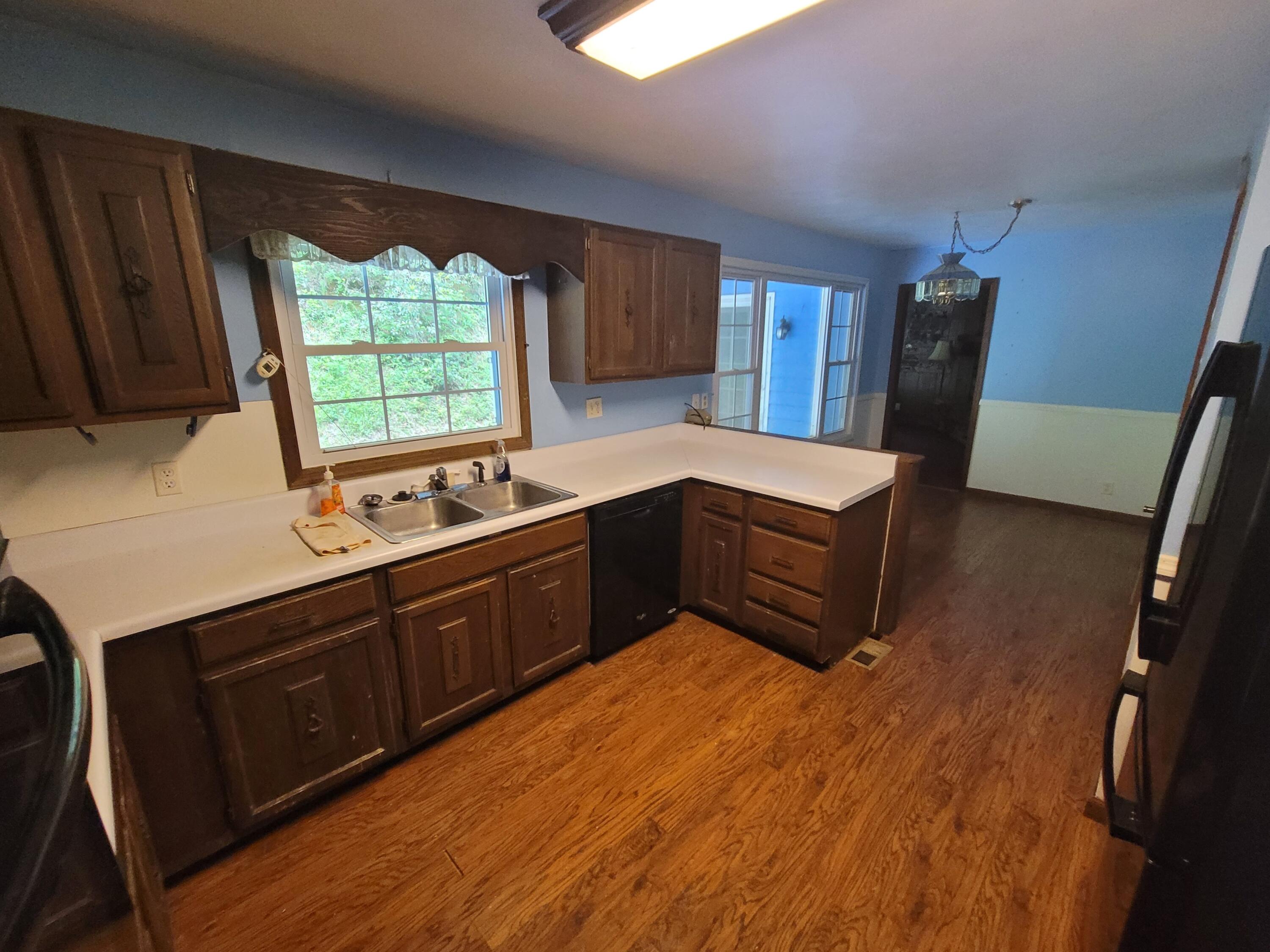 706 Skyline Drive Drive