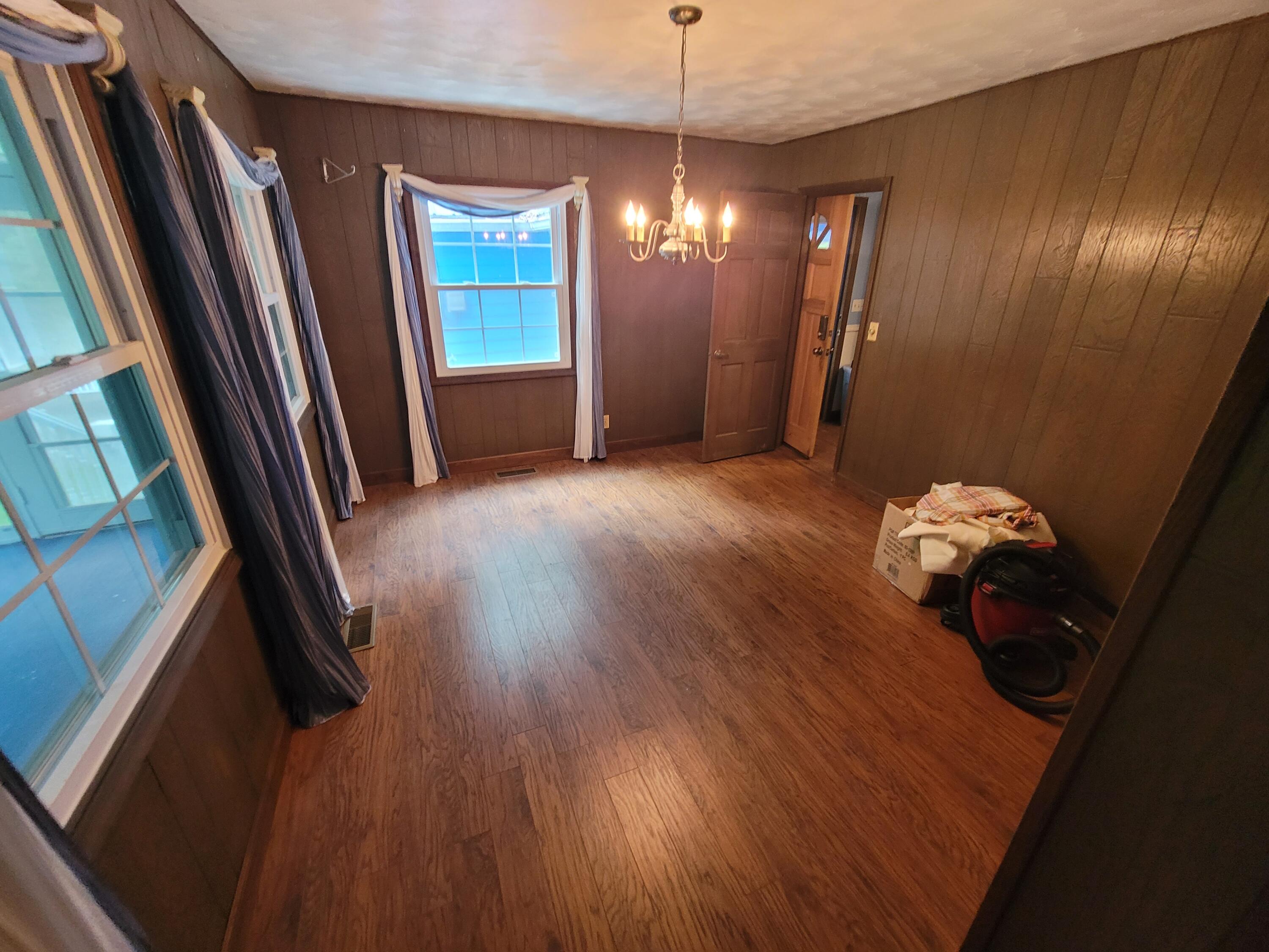 706 Skyline Drive Drive