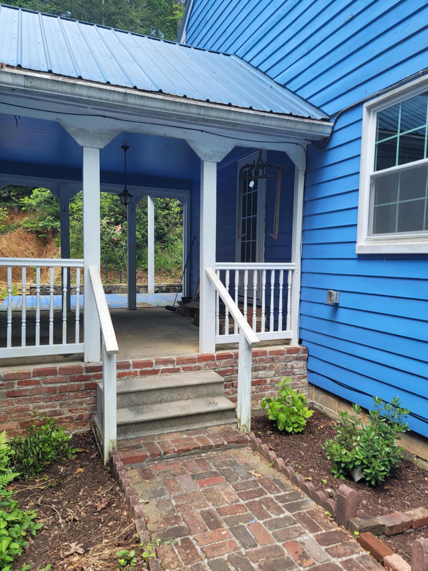 706 Skyline Drive Drive