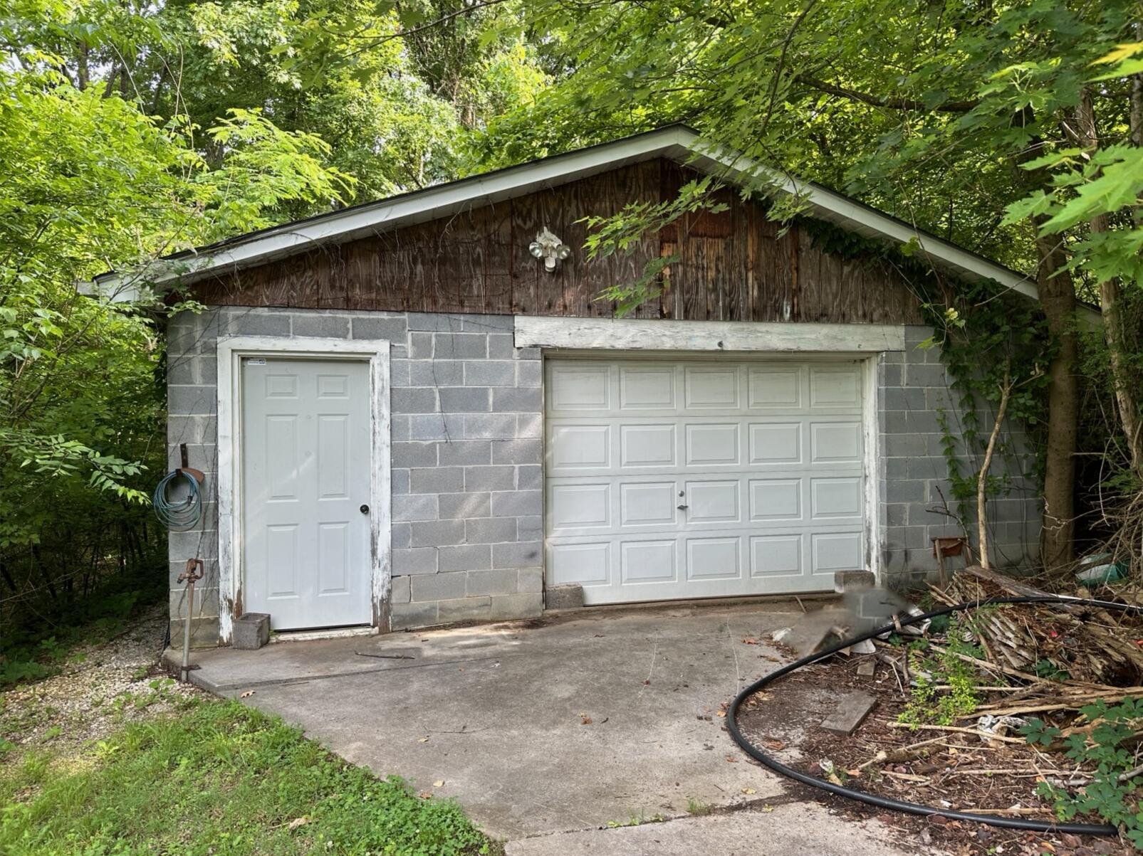 12710 Chapman Highway Highway