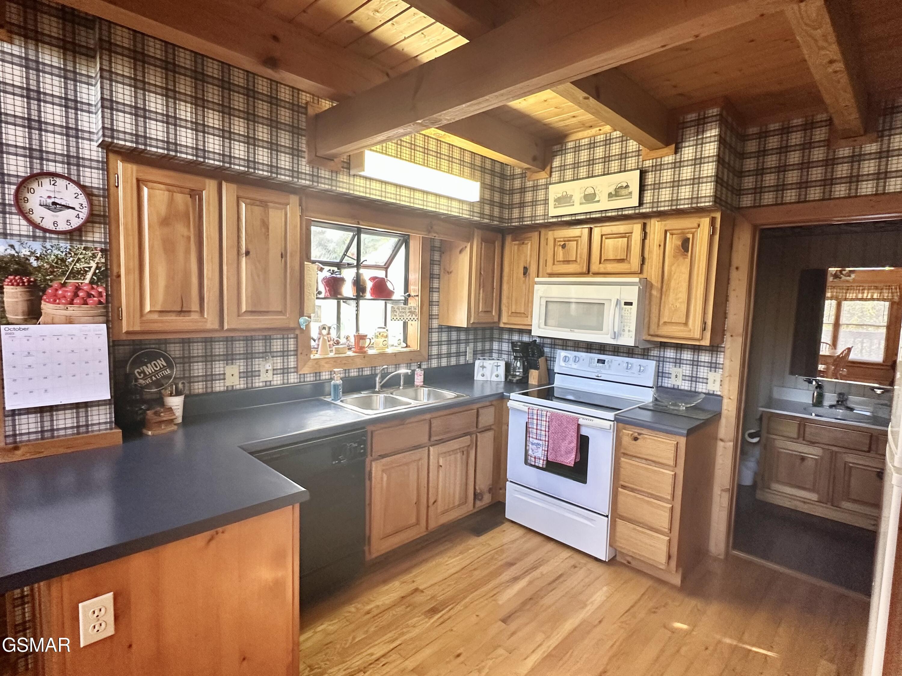 703 Sunrise Blvd. Boulevard Boulevard