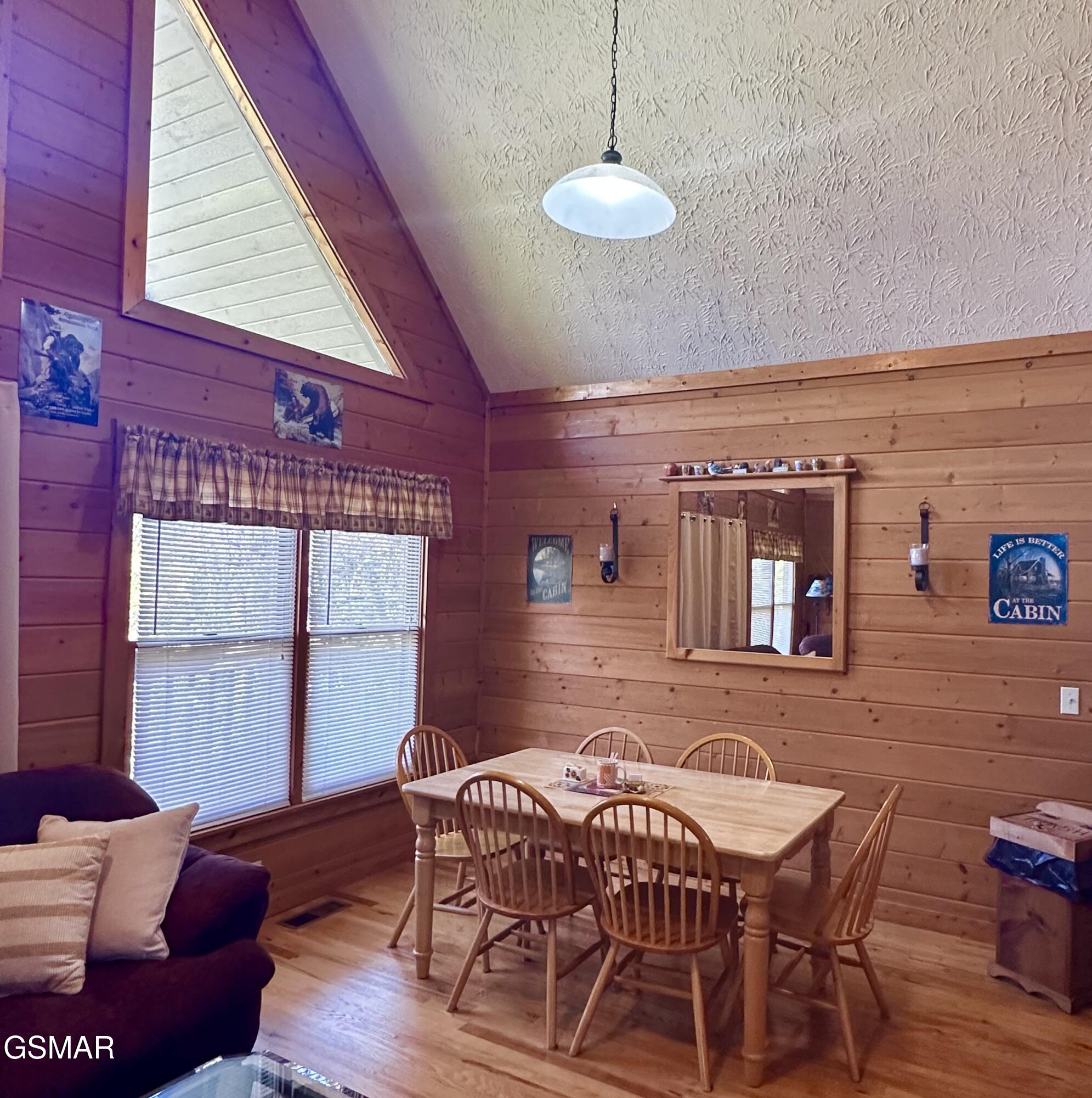 703 Sunrise Blvd. Boulevard Boulevard