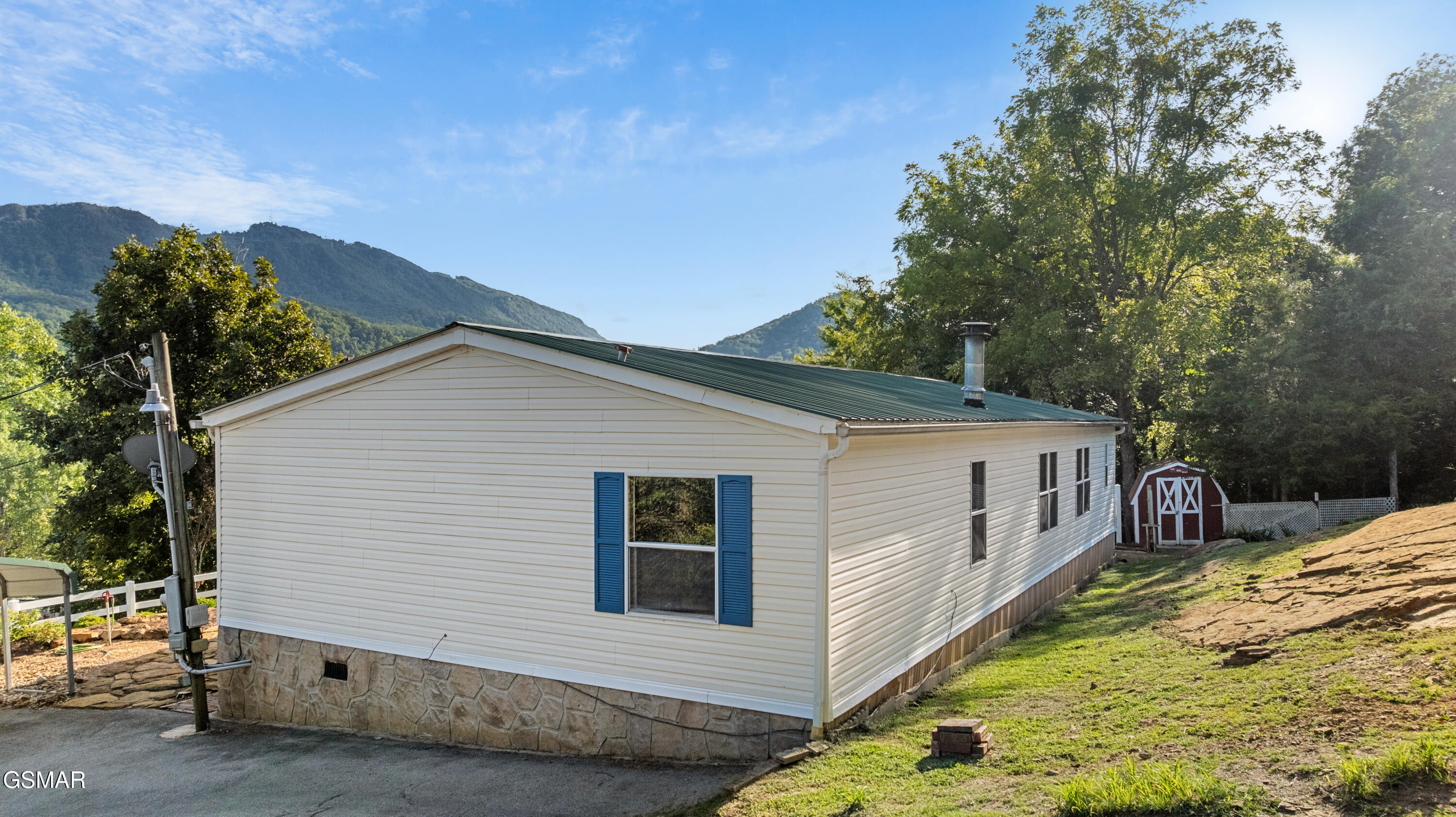 727 Autumns Peak Way Way