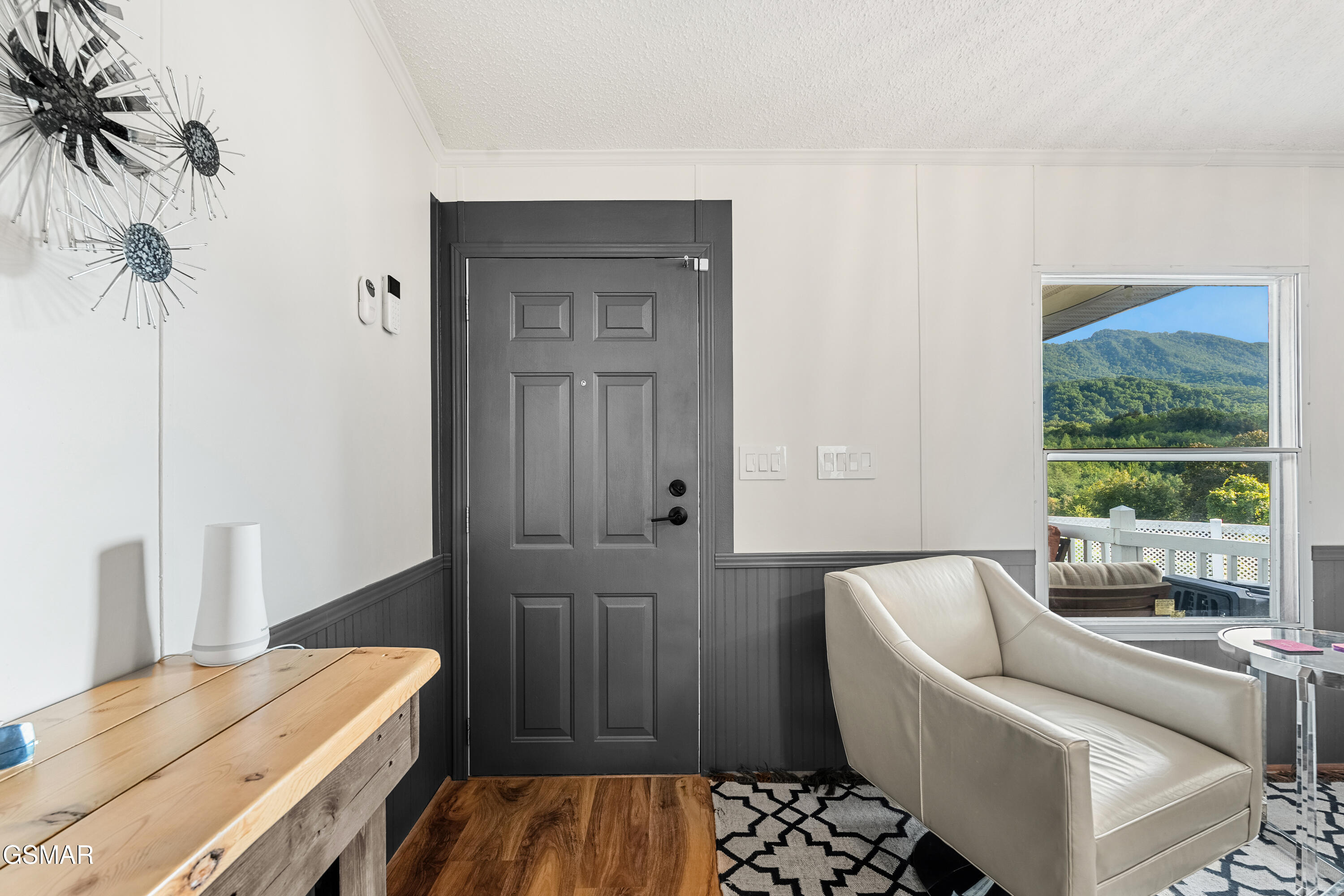 727 Autumns Peak Way Way