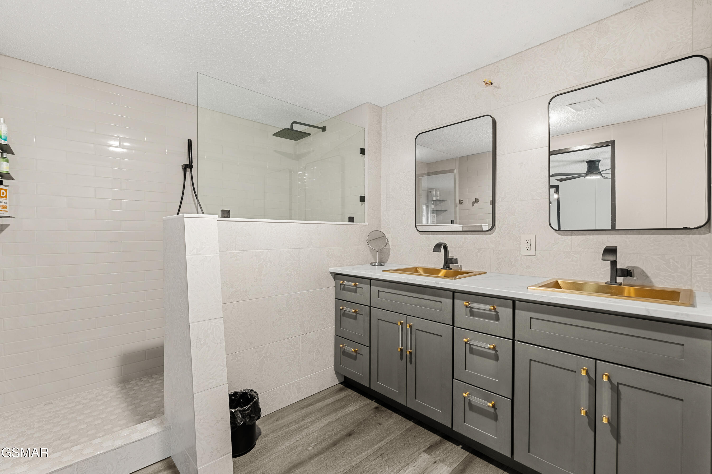 727 Autumns Peak Way Way