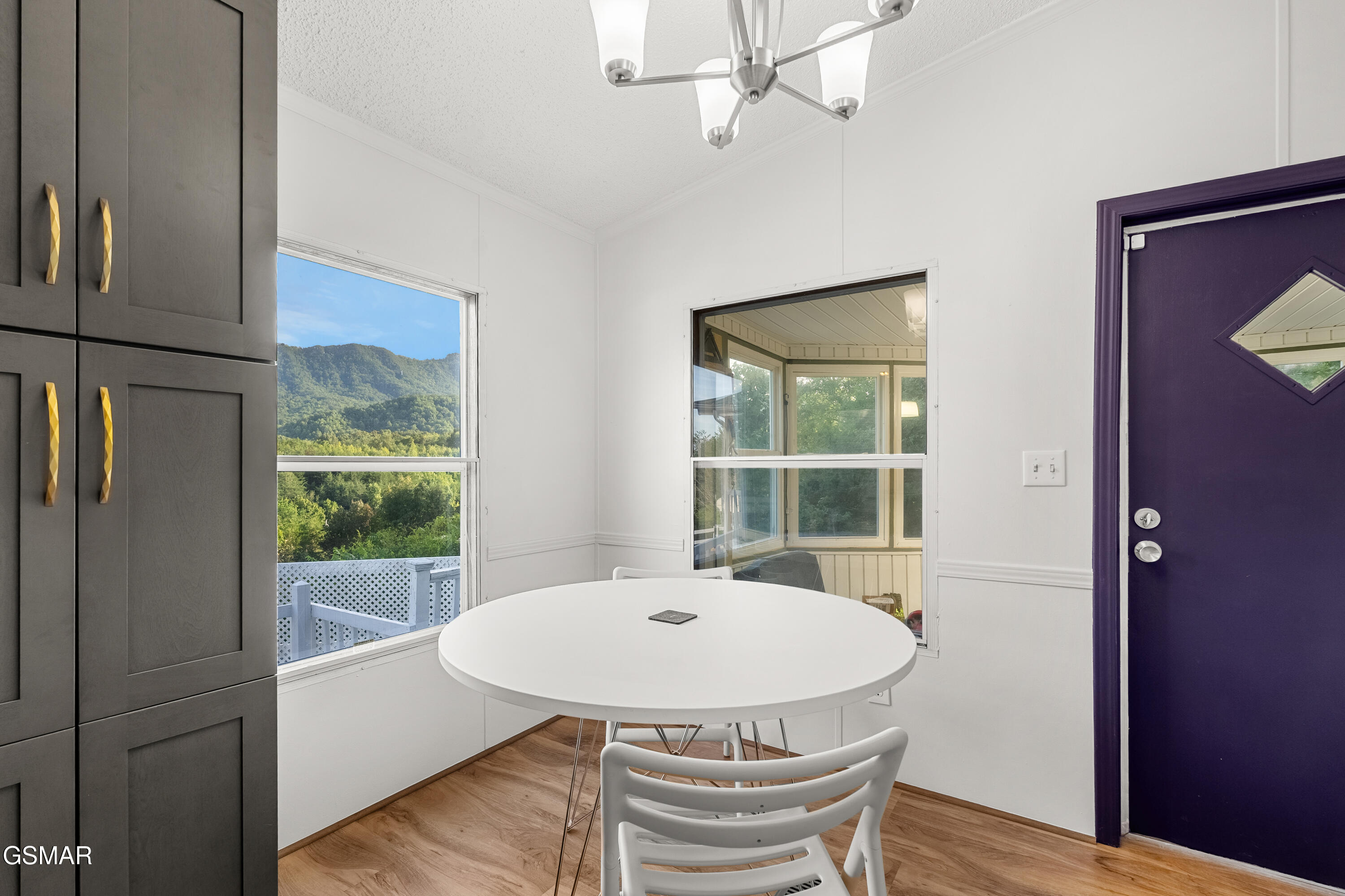 727 Autumns Peak Way Way