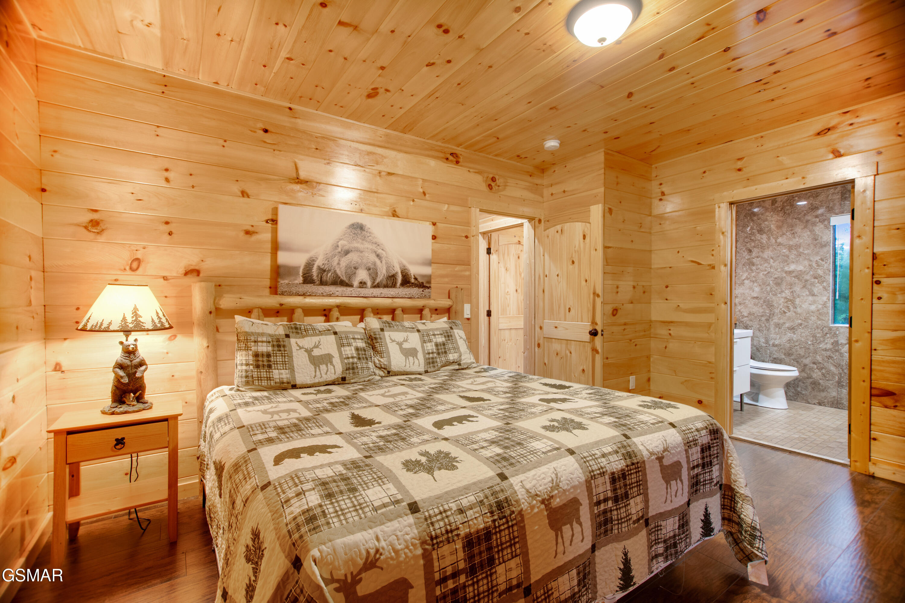 1140 E Kings Ridge Road