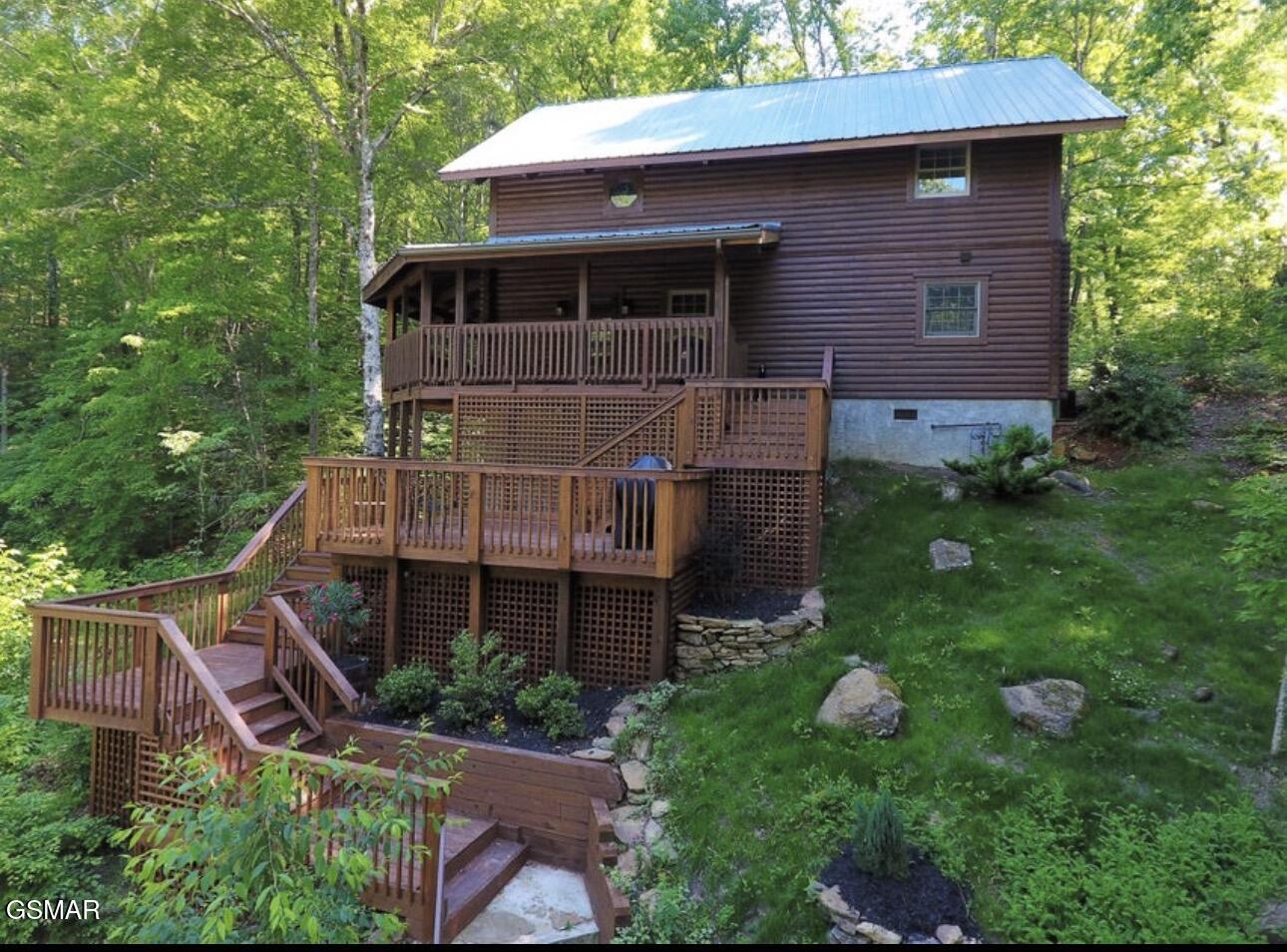 210 S Smoky Mountain Way
