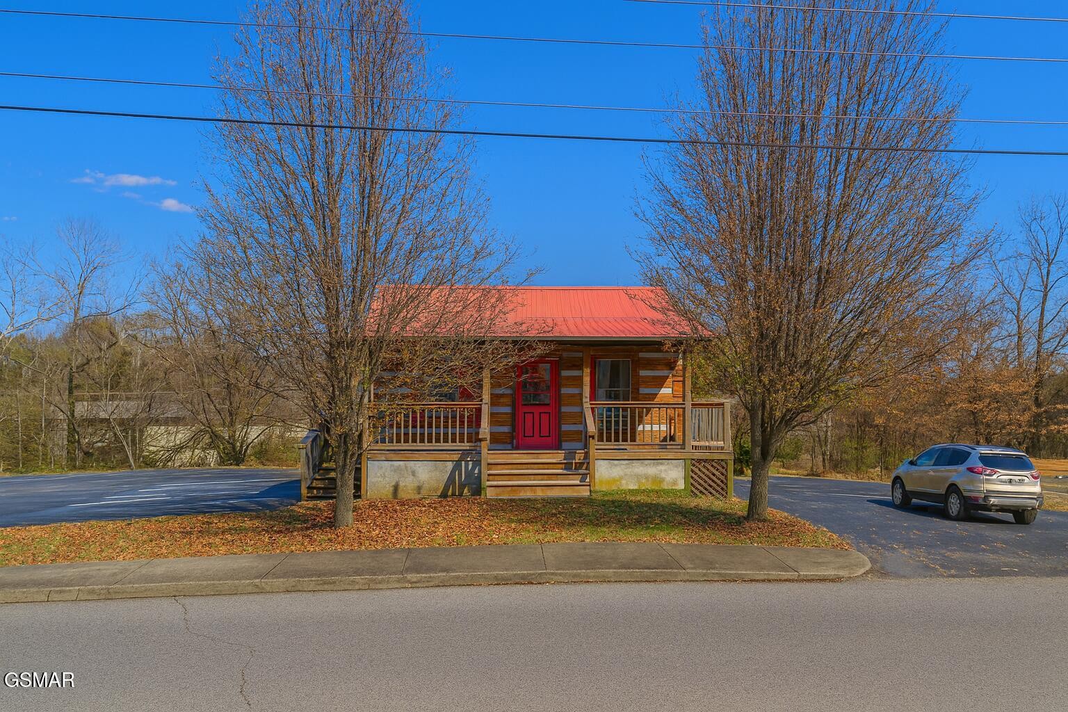 3249 N River Road