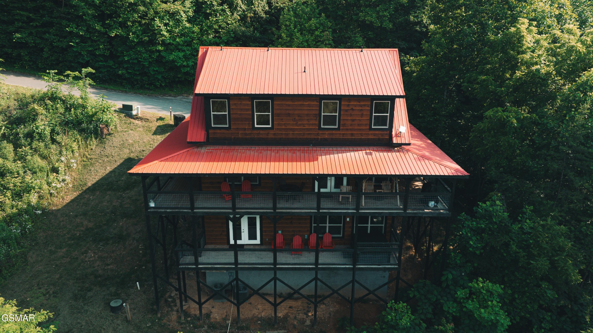 3305 Red Wolfe Road