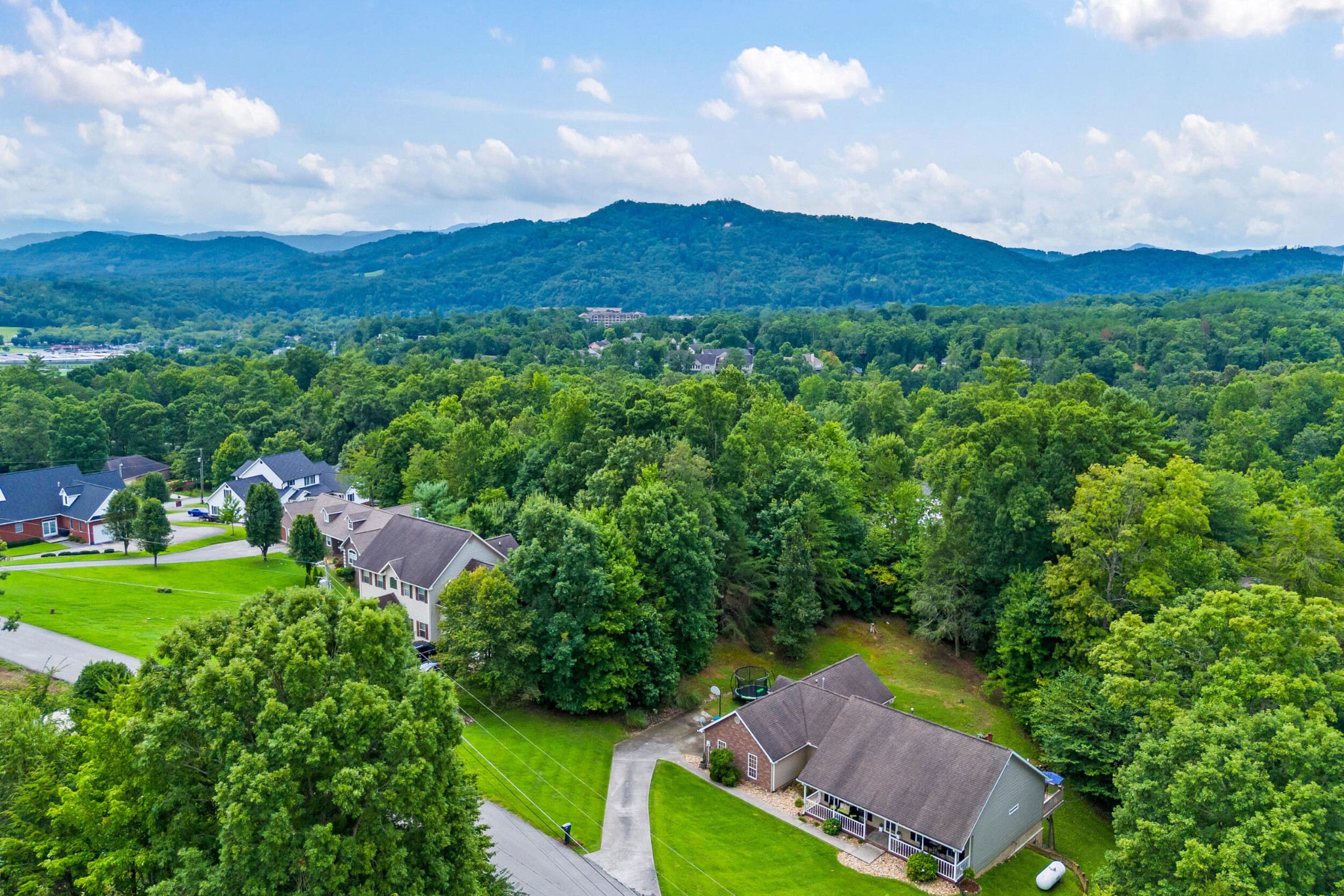 2210 Battle Ground Drive