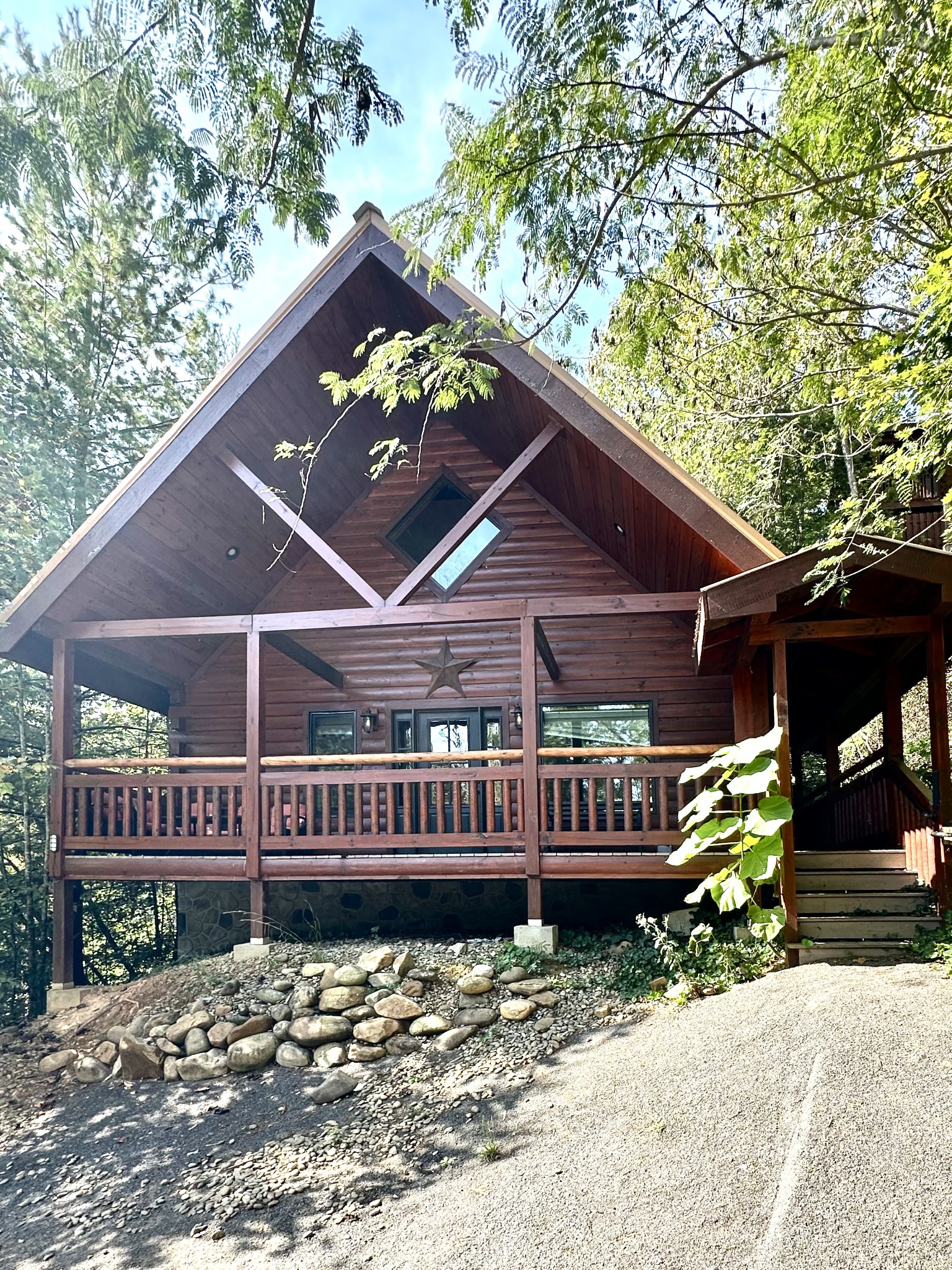 1634 Misty Hollow Way