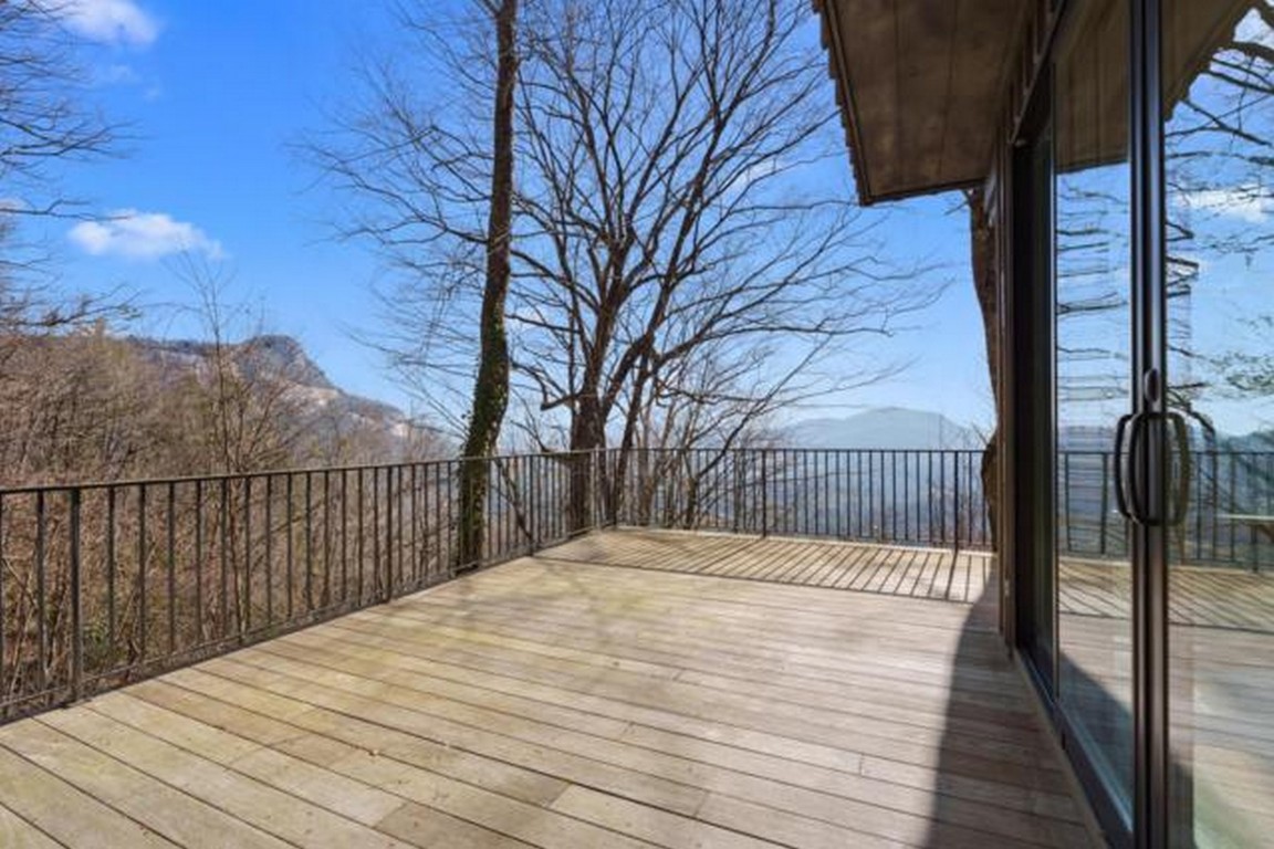 69 Old Cove Road