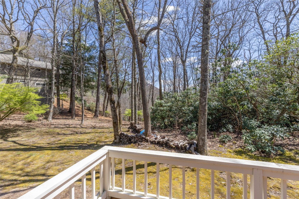 421 Moorewood Circle