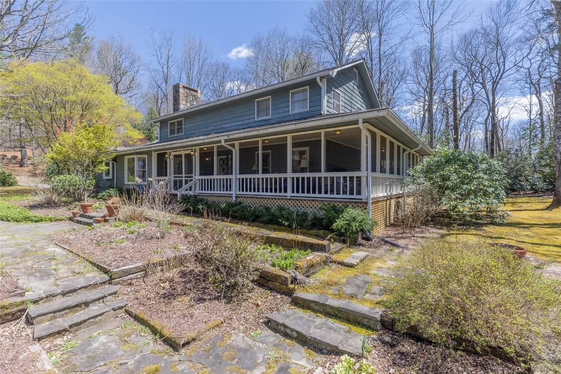 421 Moorewood Circle