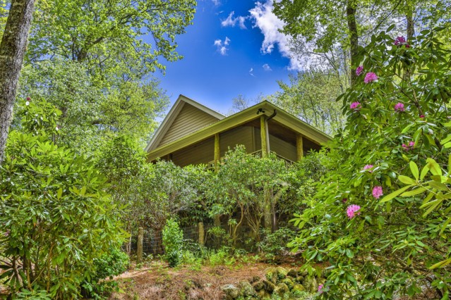 230 Woodland Hill Drive