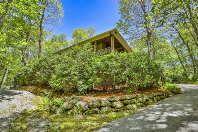 230 Woodland Hill Drive