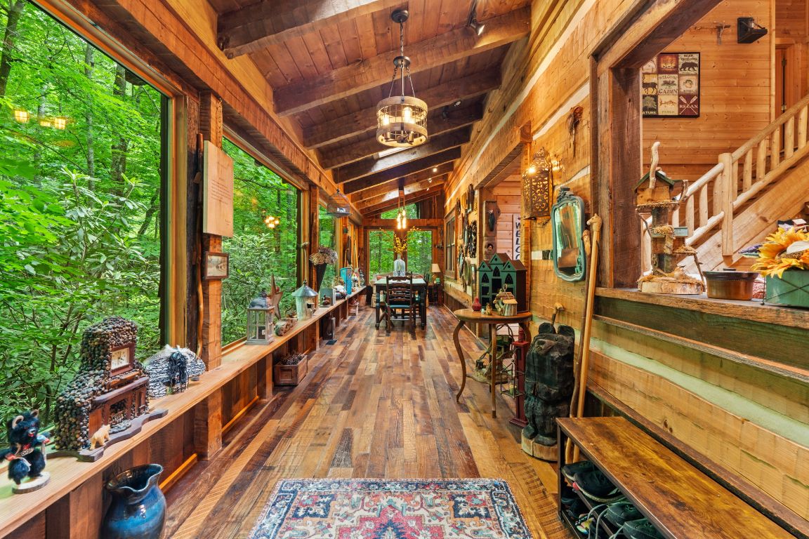 671 Walkingstick Road