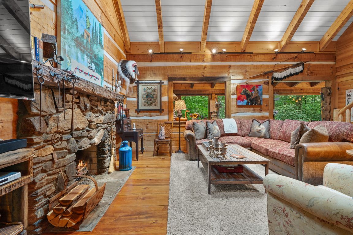 671 Walkingstick Road