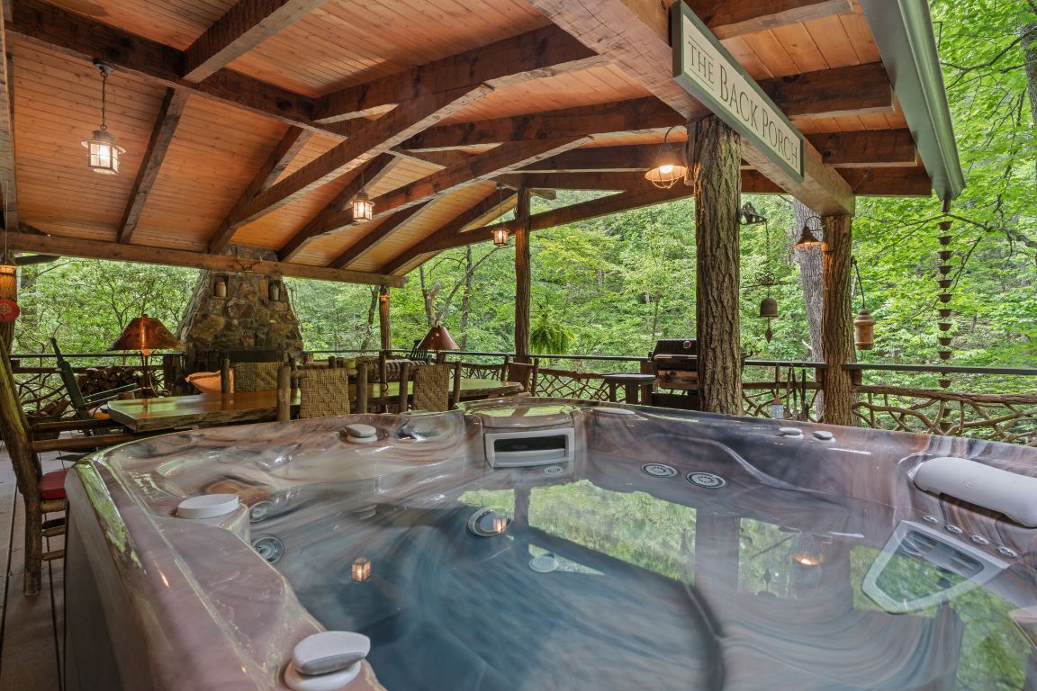 671 Walkingstick Road