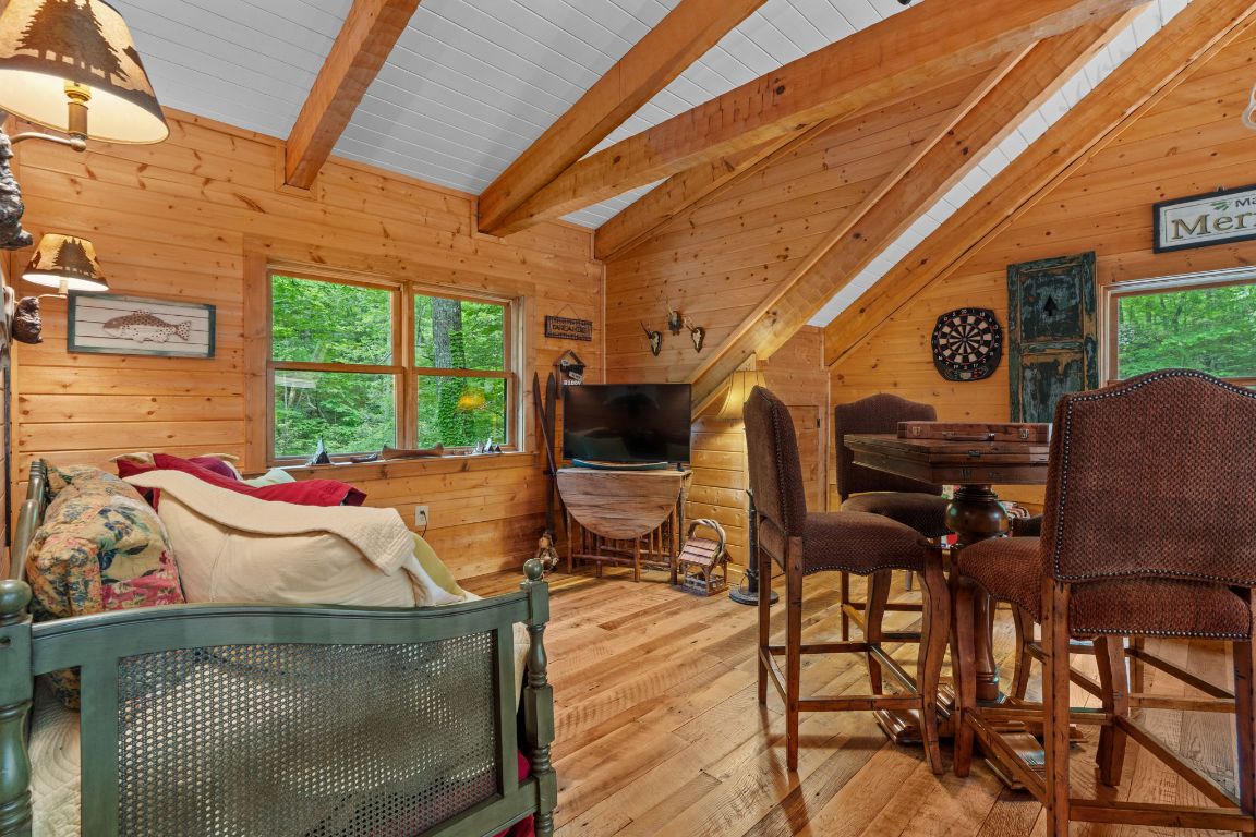 671 Walkingstick Road