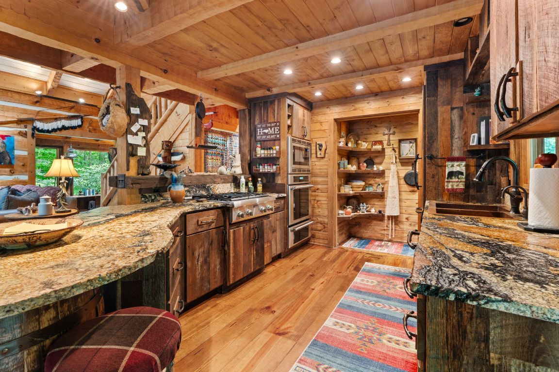 671 Walkingstick Road